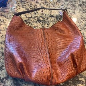 G.I.L.I Large embossed leather Tote